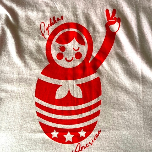 Kulture Russian American Pink T-Shirt with Red Graphic - Picture 1 of 5